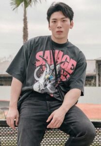 Haili-เสื้อดำ Haili-เสื้อดำ