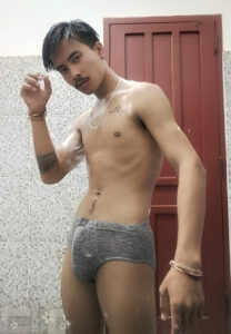 Phayu-Greg-payu-เป้าตุง