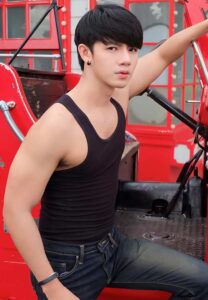 นาจ-อำนาจ-สุดหล่อ