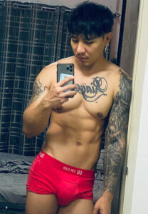 บอล-เมอร์ลิ-กางเกงแดง