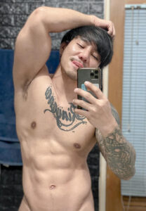 บอล-เมอร์ลิ-โชว์หุ่น