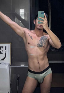 หนุ่ม-ดิษย์ธนา-เน้นเป้า