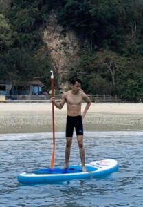 เบทเท่อ-ยืนเท่