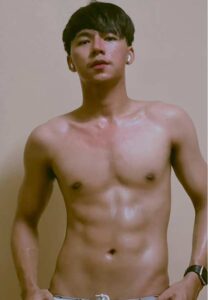 เฟิร์ส-วัฒนวุฒิ-งานปัง