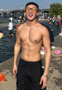 จ๊อบ-ศรัณย์-หุ่นแซ่บ