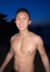 จ๊อบ-ศรัณย์-โชว์กล้าม