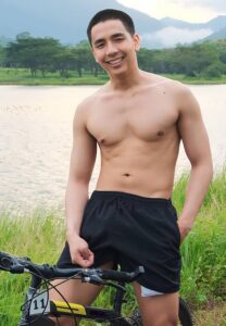 ต้น-ณทวรรษ-เน็ตไอดอล