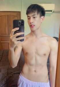 มอส-ศักดิ์สิทธิ์-ถ่ายรูป