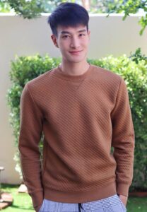 มอส-ศักดิ์สิทธิ์-ลุคดี