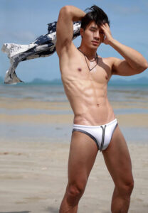 Pasit Jaraspipitkai pose