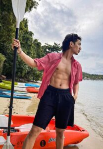 น้ำมนต์ กฤตนัย boat