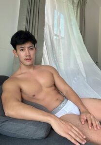 สกาย ภานุวัฒน์ chill