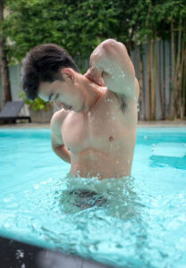 สกาย ภานุวัฒน์ pool