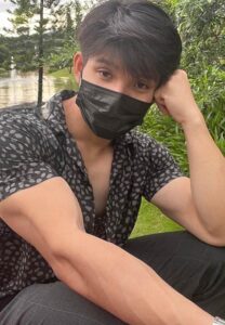 Fight Pacharapon mask