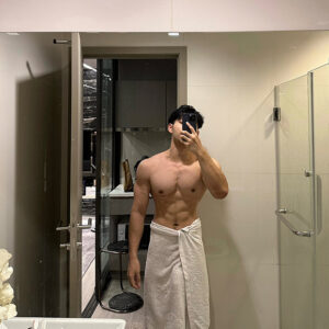 Fight Pacharapon towel