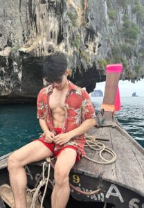 Fight Pacharapon travel