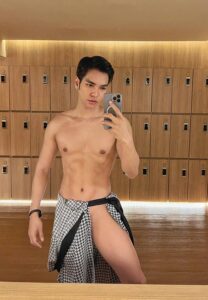 โม วรวัฒน์ hot