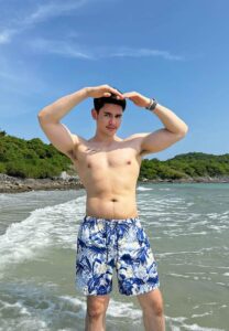 mario-light มาริโอ้ เฉลิมชัย light
