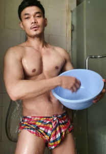 แมน จตุพล shower