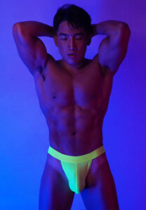 Nikita Pongpon Chuencharoen dark