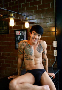 แม็ก จิณณะ กลมเกลียว