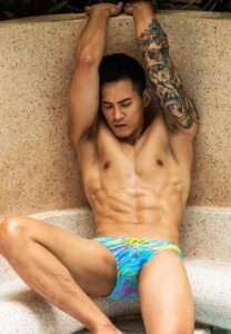 aun-pose อั๋น วริทธิ์