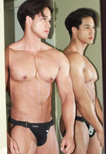 Parames-mirror บาส ปาร์แมน