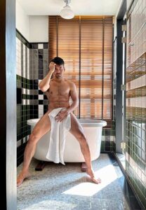 ก้อง ก้องหล้า