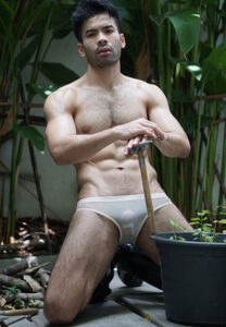 ก้อง ก้องหล้า