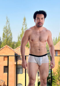 ก้อง ก้องหล้า