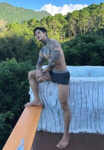 ต้อม พรหมญาณ