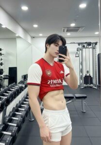 มอส นะครับ