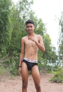 เอิร์ธ ณรงค์ศักดิ์