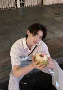 เอฟโฟร์ พีรวิชญ์