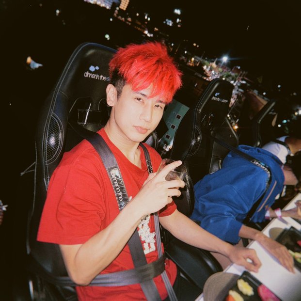 อู๋จุน HI-END