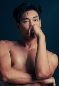 โยโย่ ธีนฤปกร